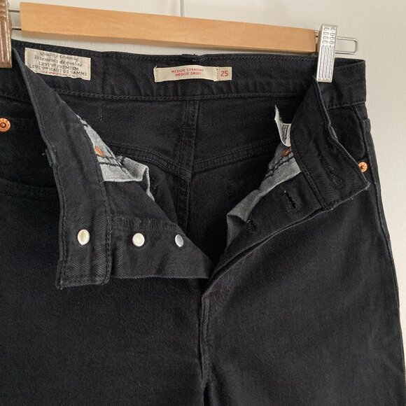 Levis - Wedgie Straight Fit Women's Jeans - W25 / L26 - Picture 3 of 7